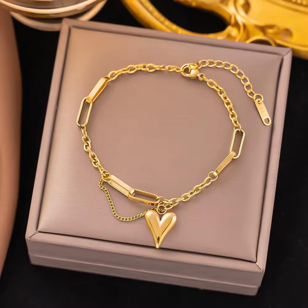 Serene Heart Link Bracelet