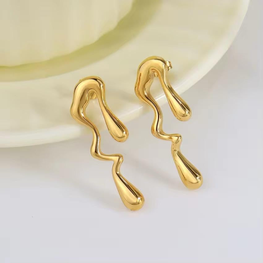 Golden Wave Zigzag Earrings