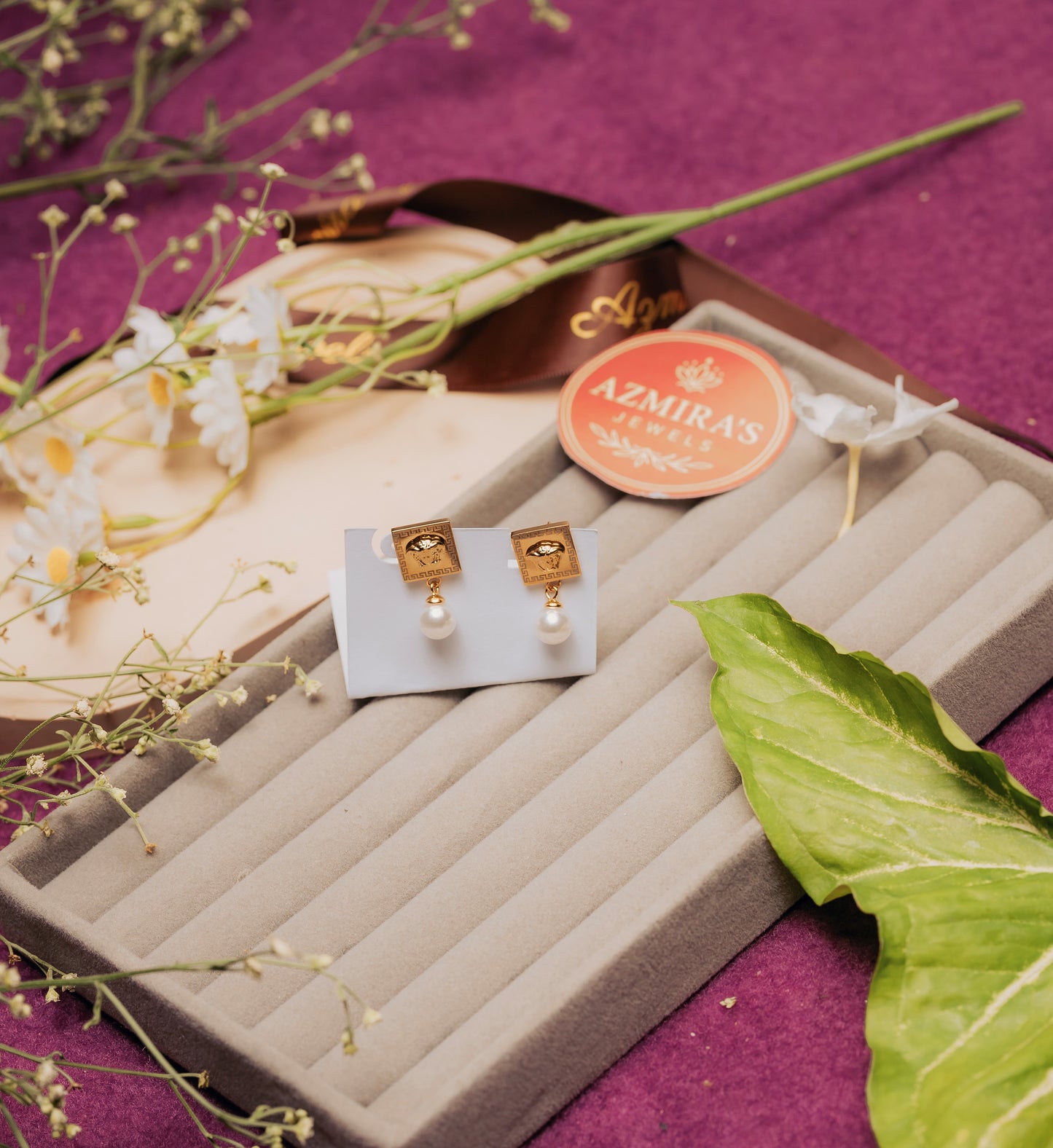 Hermès-Inspired Gold Stud Earrings with Pearl Drop – Stainless Steel