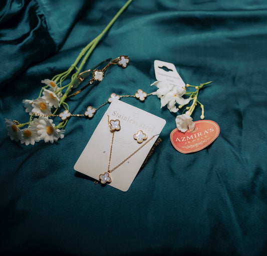 White Clover Jewelry Set – Necklace, Bracelet, Ring & Earrings | Stainless Steel