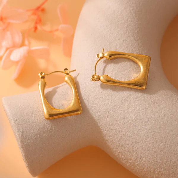 Square Crystal Gleam Bamboo Hoops – Gold