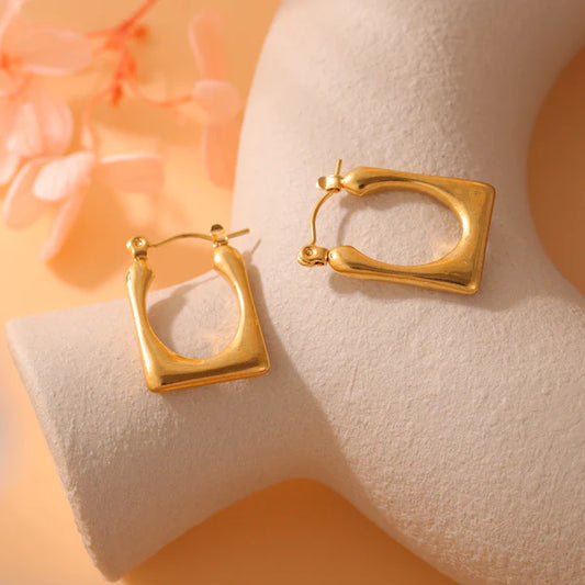 Square Crystal Gleam Bamboo Hoops – Gold