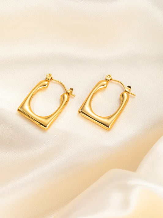 Square Crystal Gleam Bamboo Hoops – Gold